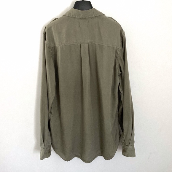 Community fatigue Button Down from Aritzia - Picture 2 of 9